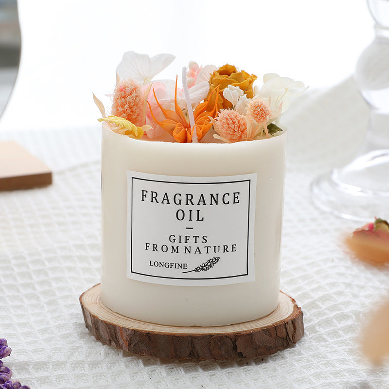 Aromakerze mit Trockenblumen - verschiedene Varianten